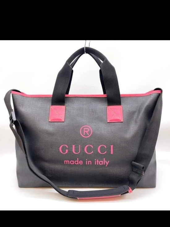 Gucci Handbags - Authentic Gucci Logo PVC Leather Black And Pink 2way Tote Bag NS080217